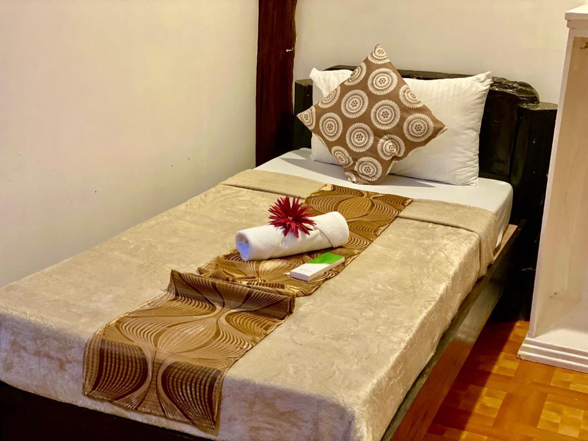 Sophias Beach Guest House Эль-Нидо Экстерьер фото
